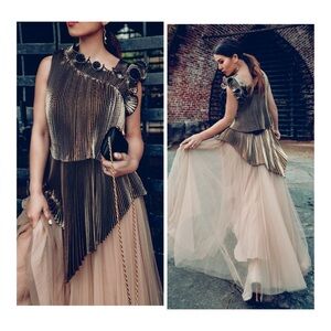 NEW Halogen X Atlantic-Pacific Large Pleated Asymmetrical Gold Black Lame Blouse